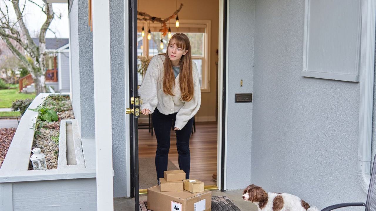 Front door delivery